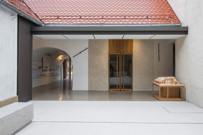 Prenova Plečnikove hiše, 2015, arhitekti Maruša Zorec, Maša Živec, Matjaž Bolčina, fotograf Tadej Bolta