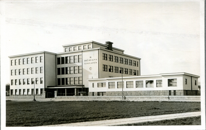 Sonja Lapajne Oblak: Stavba III. državne realne gimnazije v  Ljubljani (današnja Gimnazija Bežigrad), 1936, Vir foto: Slovenski šolski muzej