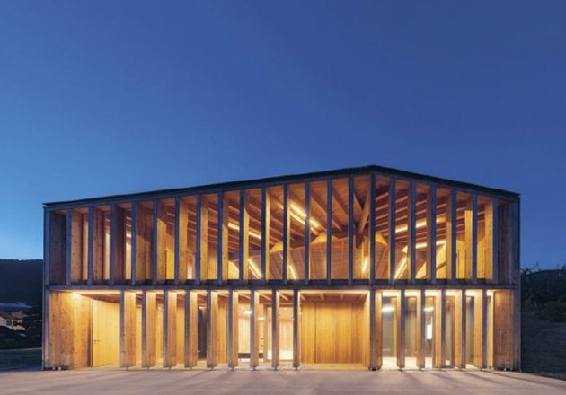 NUOVA CASA SOCIALE PER L’ABITATO DI CALTRON, 2015, Architetto Mirko Franzoso, foto Mariano Dallago