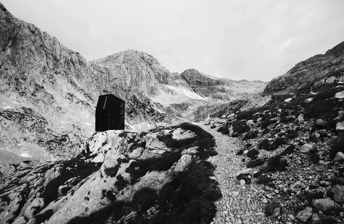 Bivak pod Grintovcem; Miha Kajzelj arhitektura; foto: Matevž Paternoster