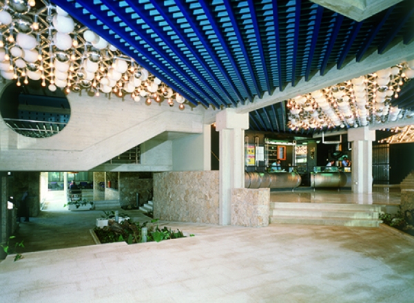 Hotel Soline, Brela, 1973–83, arh. Julije De Luca, foto arhiv De Luca/HMA HAZU