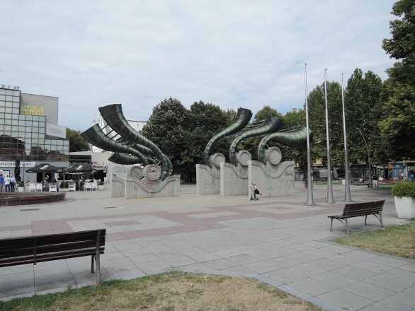 The monument of the Revolution, Ruma, 1974-1975, Miša David, Cveta Davičo, Živojin Karapešić